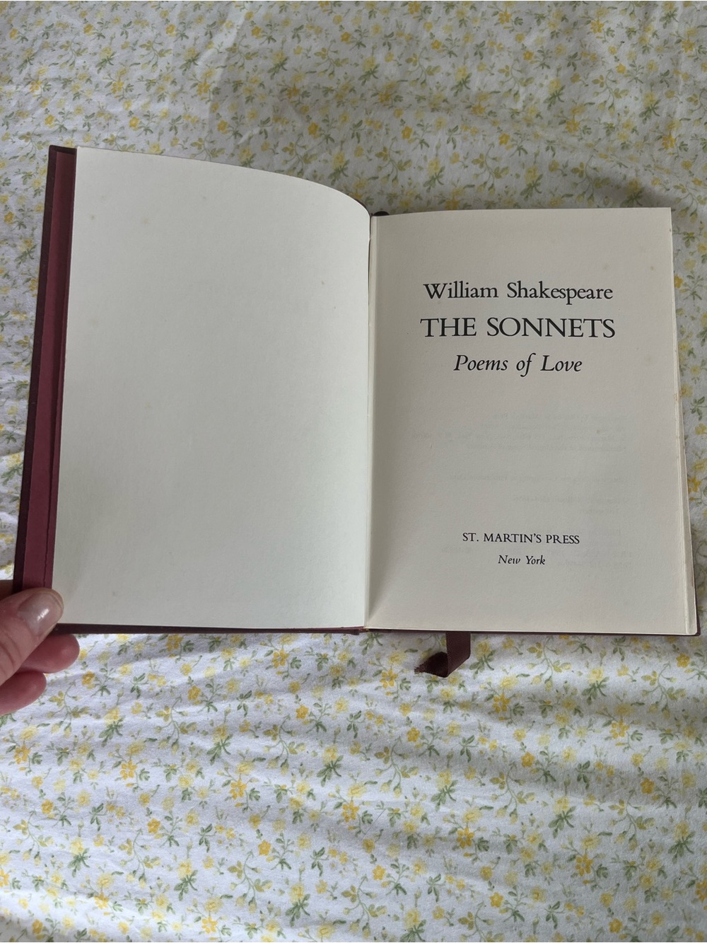 William Shakespeare The Sonnets Clothbound Hardcover Book